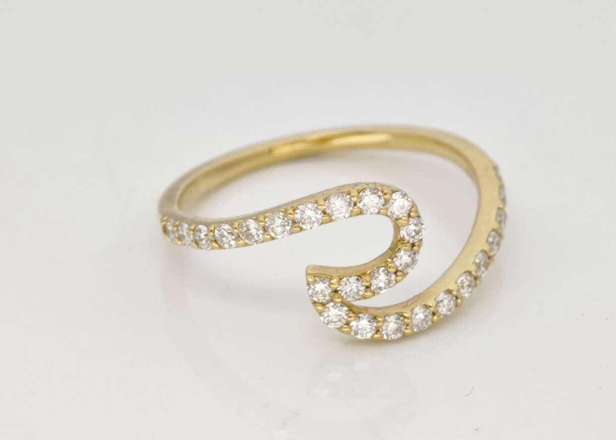 R397 – Spiral Pavé Diamond Ring